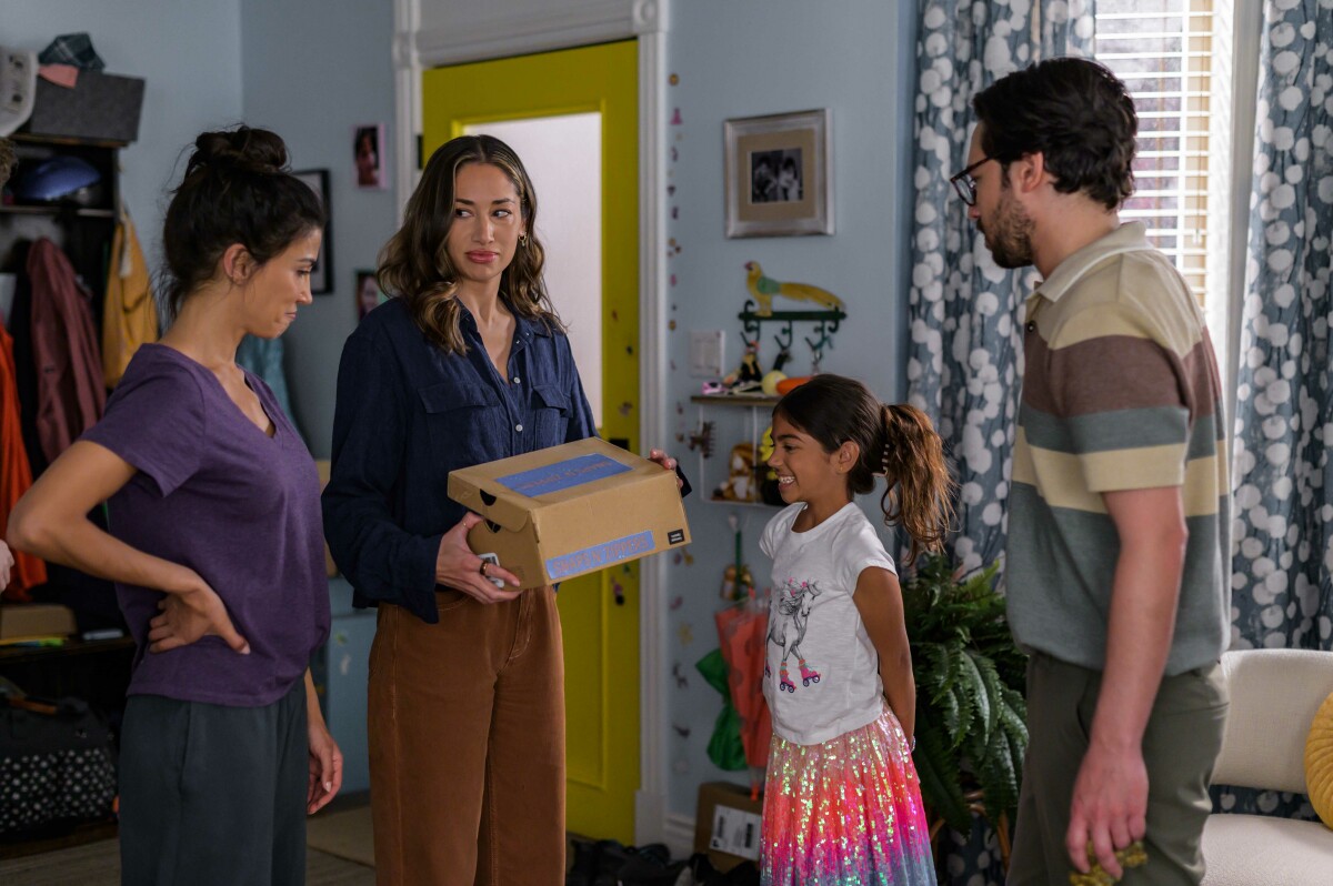 La CW annule la diffusion des derniers épisodes de la comédie canadienne ‘Children Ruin Everything’