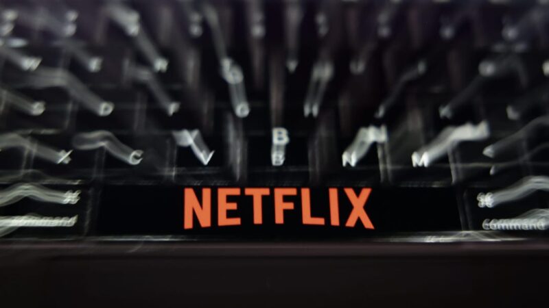 Netflix signe son premier contrat de télévision linéaire, des ambitions en vue