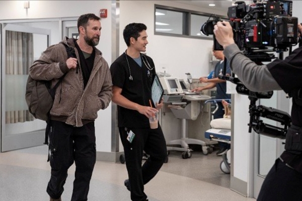 Production de la saison 2 de “The Pitt” sur HBO Max