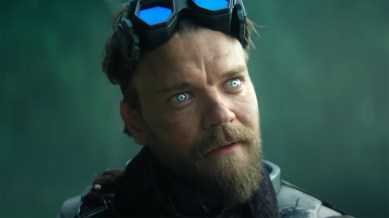 Pilou Asbaek explique les différences entre The Mule et son homologue de la série Foundation, saison 3
