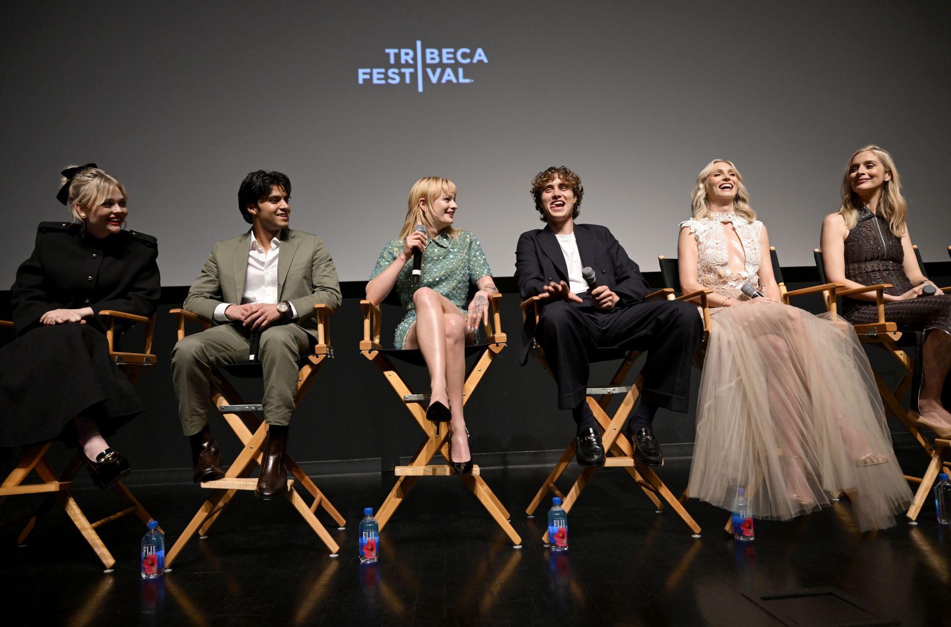 Réactions du casting de We Were Liars sur leurs scènes cultes du thriller Prime Video