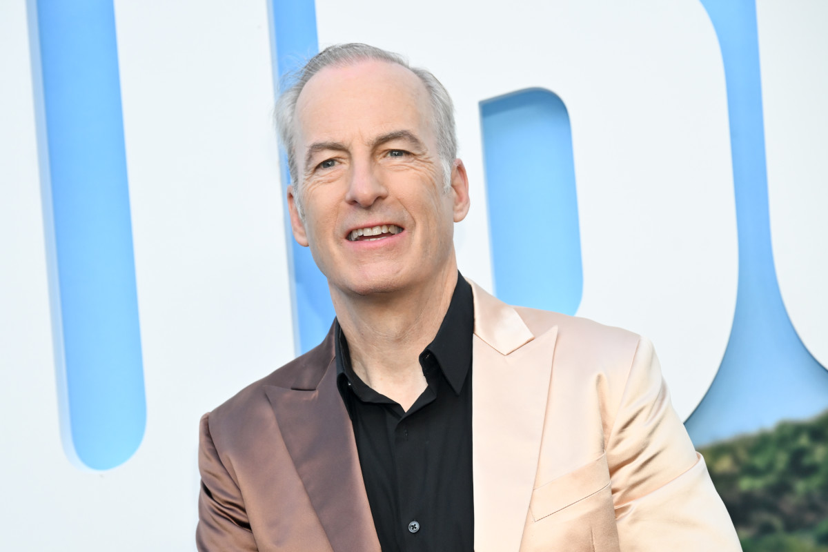 Bob Odenkirk loue la nouvelle série sci-fi d’Apple TV+ comme la plus grande depuis Game of Thrones