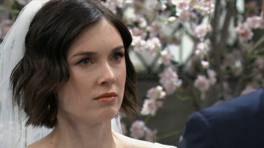 Katelyn MacMullen éblouit dans General Hospital : Willow abandonne Drew à l’autel