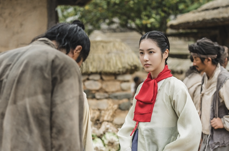 Shin Ye-eun dévoile son nouveau rôle de marchand audacieux dans la série Tachryu de Disney+