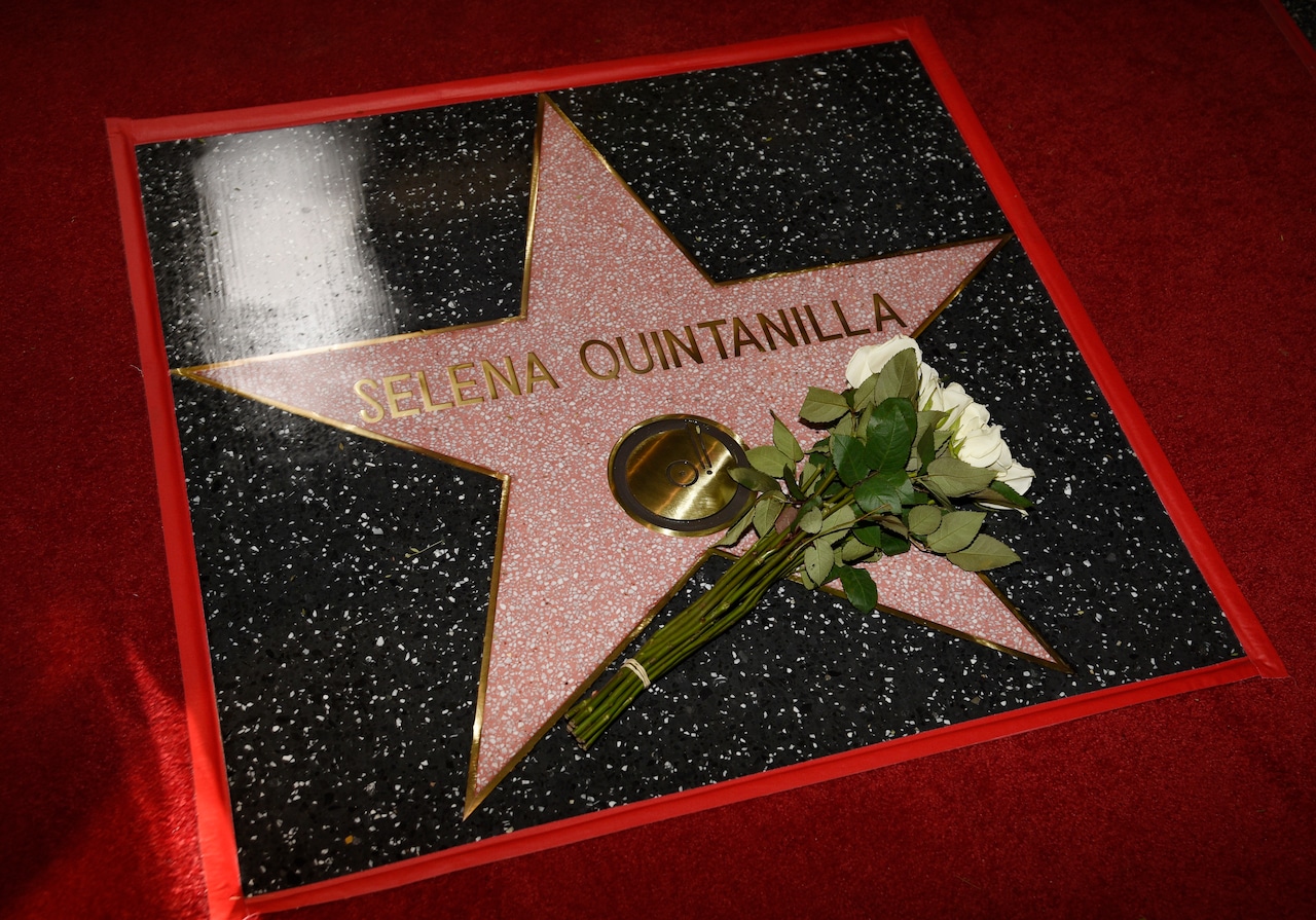 Netflix célèbre la mémoire d’un chanteur mexicain adoré
