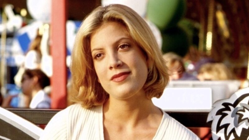 90210 : Tori Spelling révèle pourquoi elle est heureuse d’avoir perdu un aspect de son personnage Donna.