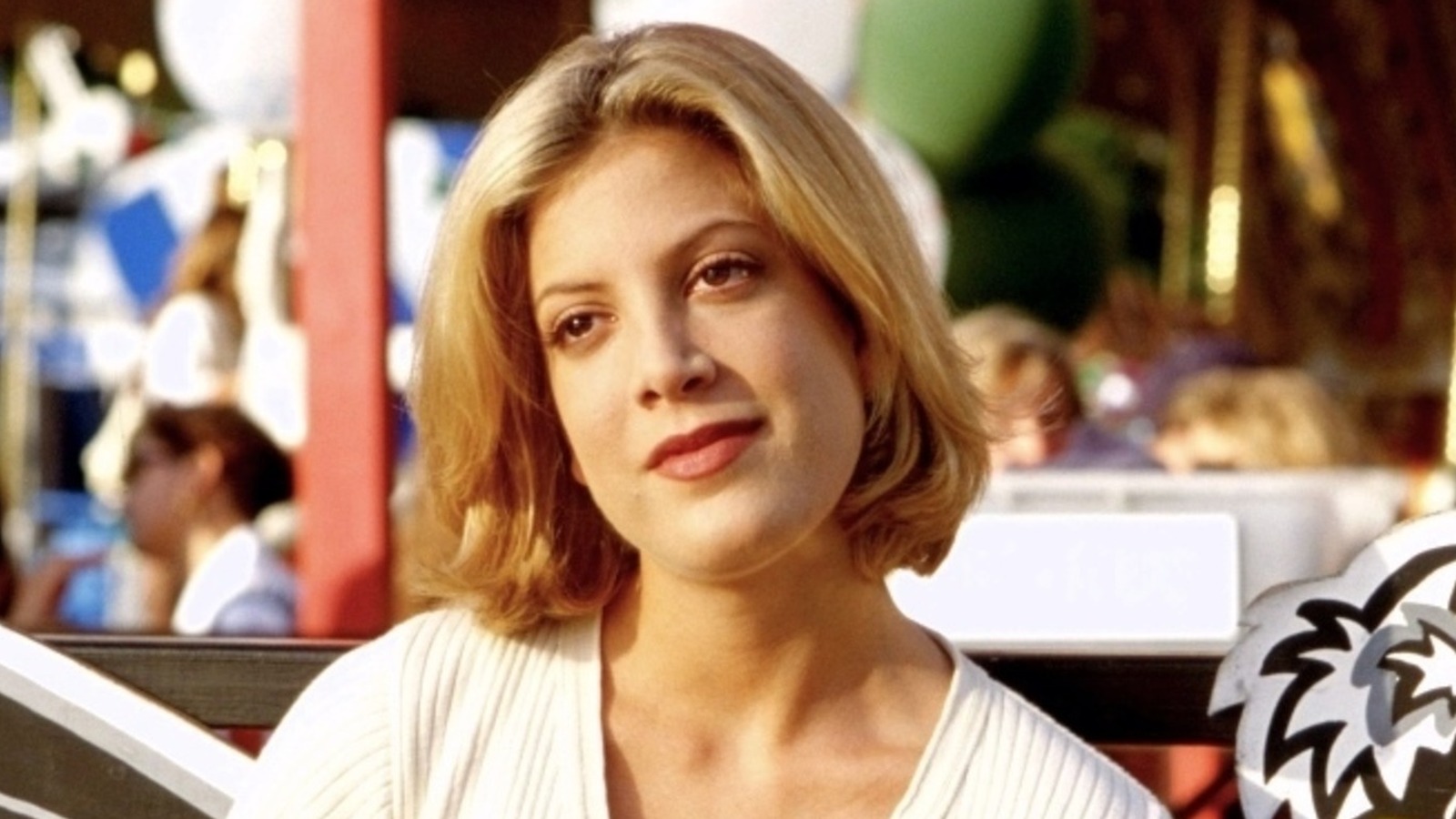 90210 : Tori Spelling révèle pourquoi elle est heureuse d’avoir perdu un aspect de son personnage Donna.