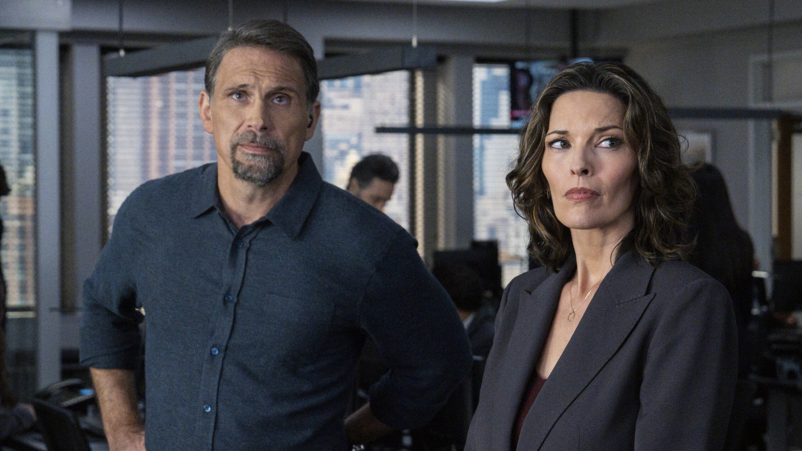 Alana De La Garza dévoile la grande décision d’Isobel dans l’épisode 7