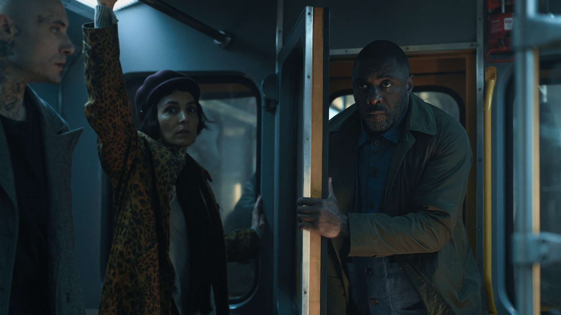 Hijack saison 2 : La bande-annonce révélée pour le retour de la série avec Idris Elba.