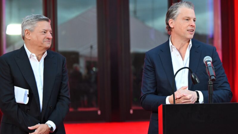 Netflix : Ce que révèlent les PDG sur l’accord avec Warner Bros et les craintes réglementaires.