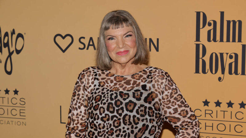 Palm Royale : Mindy Cohn évoque sa résilience et les coulisses de la série