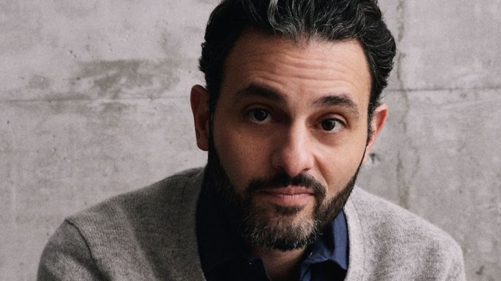 The Off Weeks : Arian Moayed rejoint la série limitée d’Apple TV, ce que cela signifie.