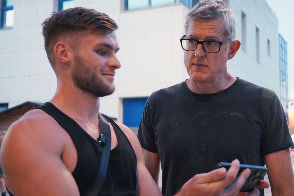 Louis Theroux Confronts Sneako : Ce que révèle le documentaire à venir sur Netflix.