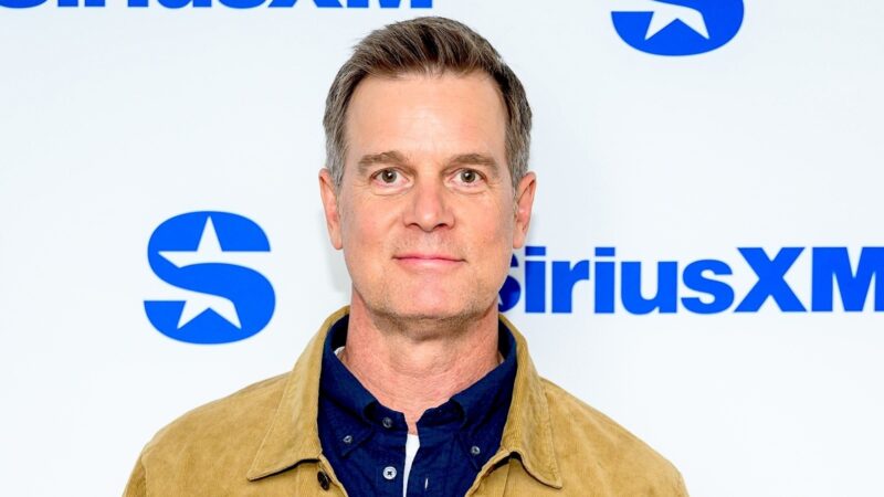 Protection : Peter Krause rejoint le casting du nouveau drama NBC, ce que cela signifie pour sa carrière.