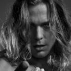 Sam Reid as Lestat De Lioncourt in 