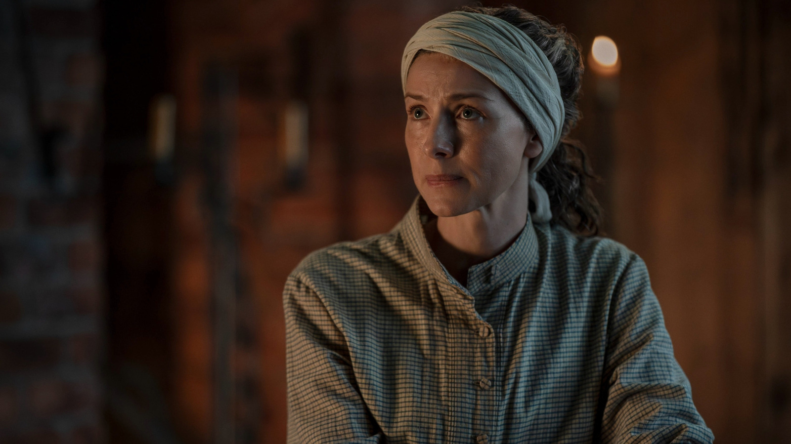 Outlander : Caitriona Balfe révèle tout sur les pouvoirs de Claire dans une nouvelle interview.