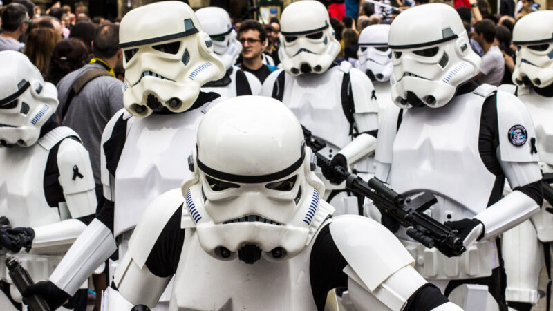 Star Wars : Les 5 projets de films et séries en développement, ce que l’on sait.