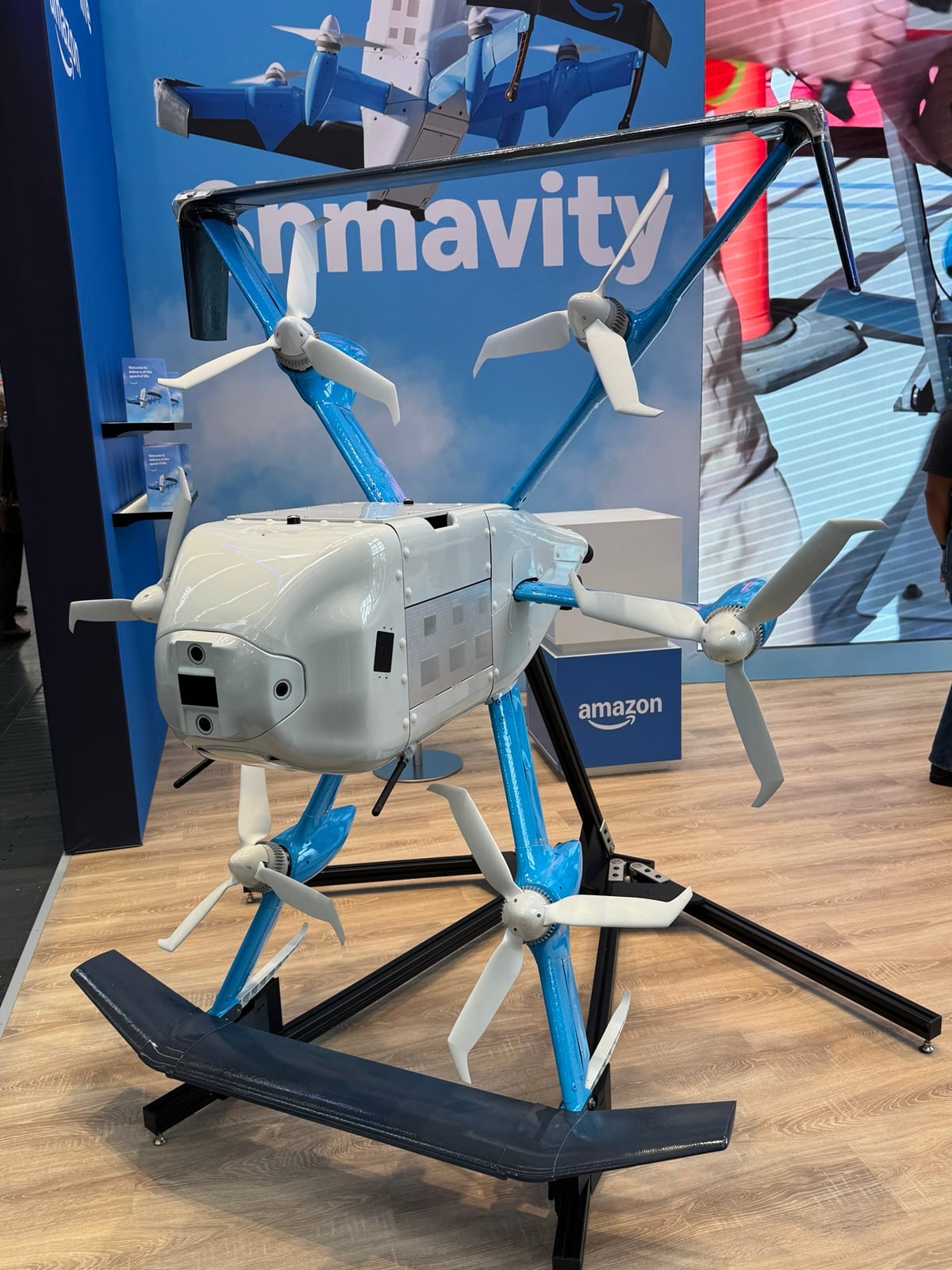 A Heavy Drone With A Crash Problem : Ce que révèle le réalisateur sur les coulisses du tournage.
