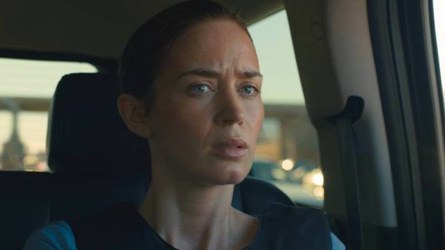 Emily Blunt : Pourquoi son film d’action classé R quitte Netflix bientôt, ce que l’on sait.