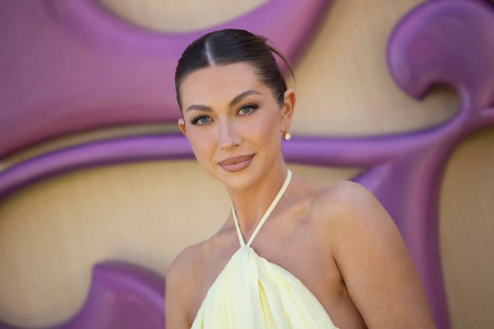 House Of Stassi : Date de sortie confirmée sur Freeform, Hulu et Disney+.