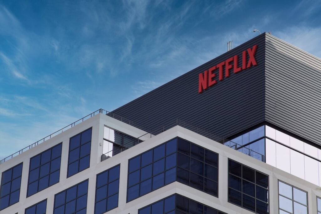 Netflix : Ce que révèle son endettement de 7,4 milliards de dollars et son impact sur les séries.