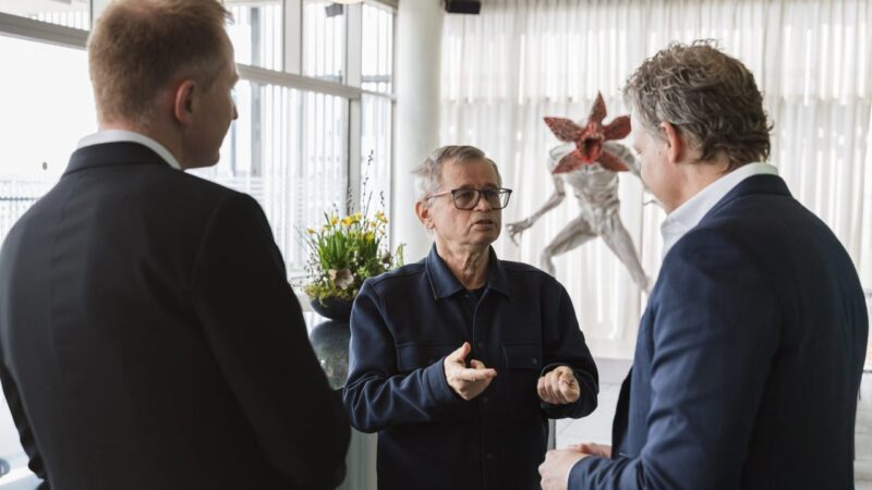 Netflix : Un film polonais sur le mentor des esprits derrière OpenAI, ce que l’on sait.