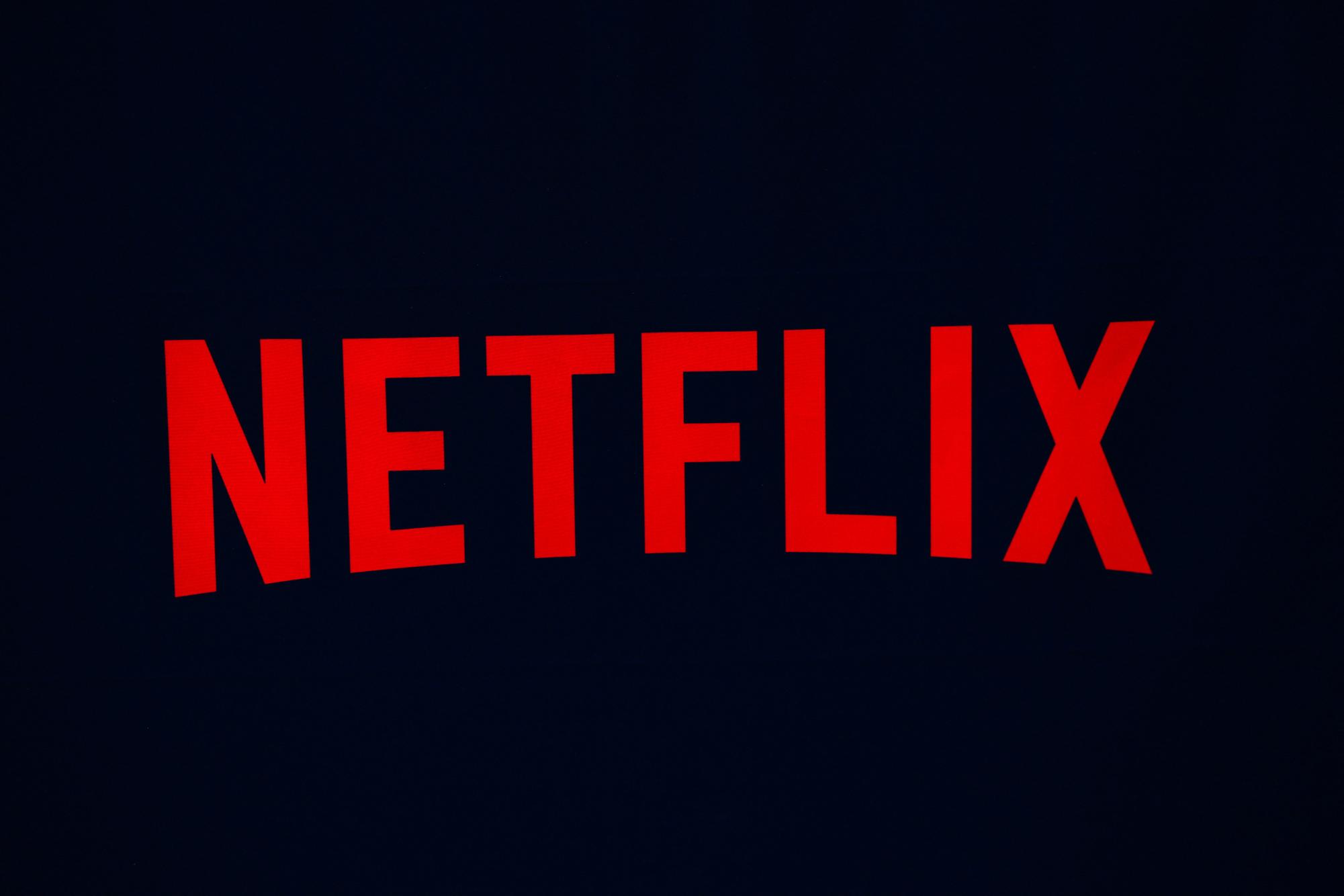 Roommates : Analyse des amitiés parfaites et des tensions passives dans la série Netflix.