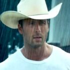 glen powell in the rain from twisters