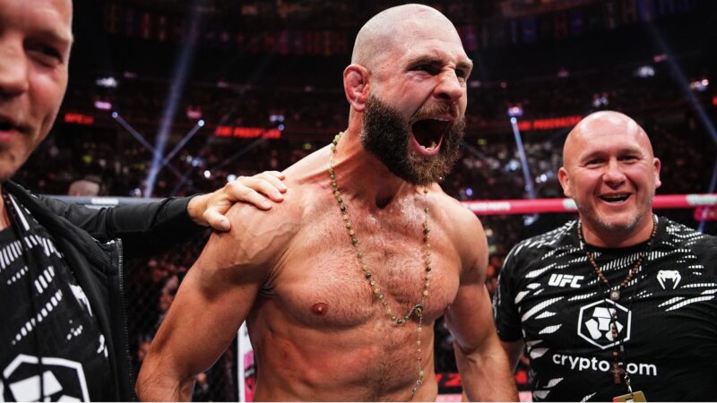 UFC 327 : Comment suivre Prochazka vs. Ulberg au Canada pour seulement 8,99 $ sans PPV.