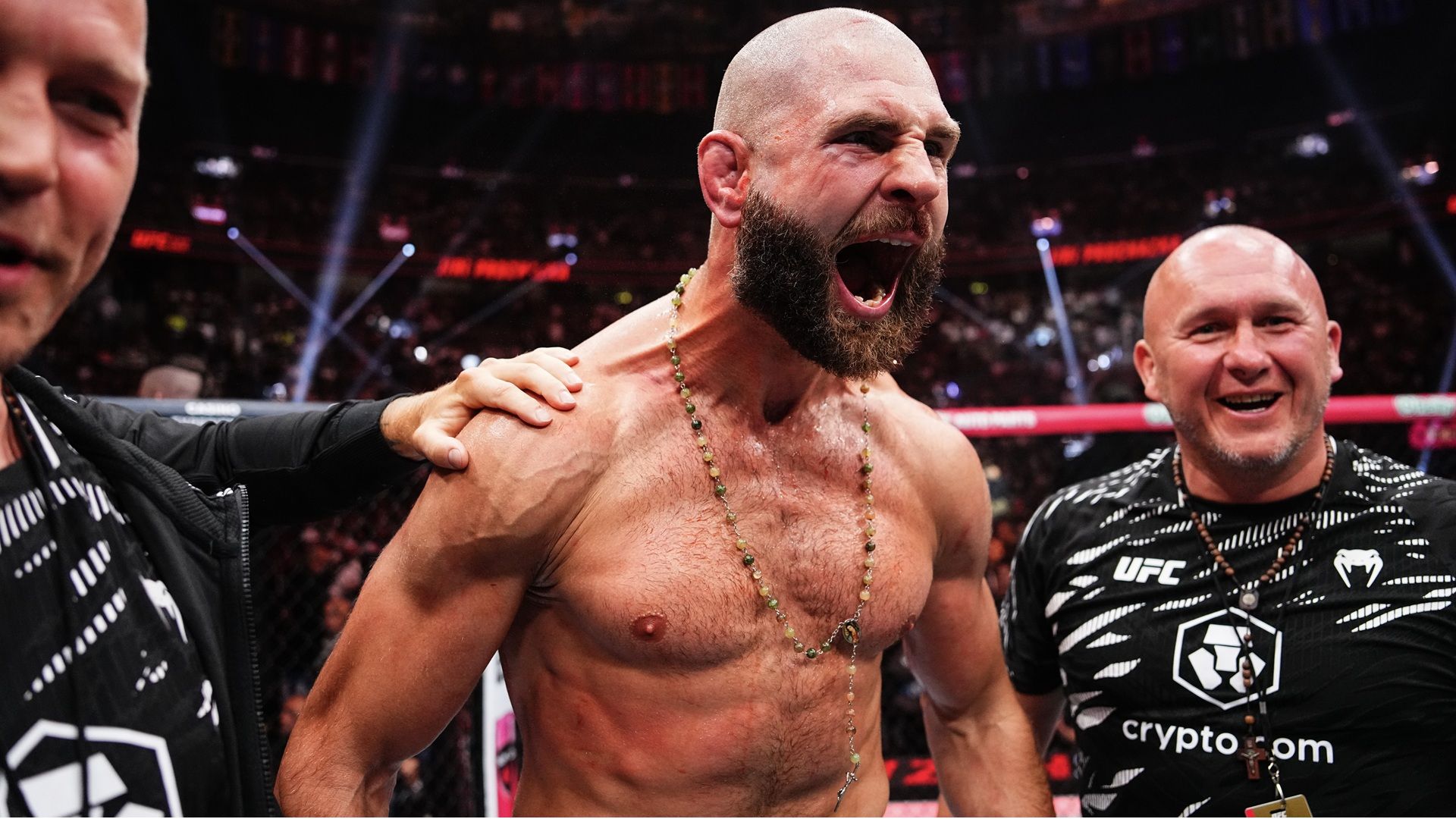 UFC 327 : Comment suivre Prochazka vs. Ulberg au Canada pour seulement 8,99 $ sans PPV.