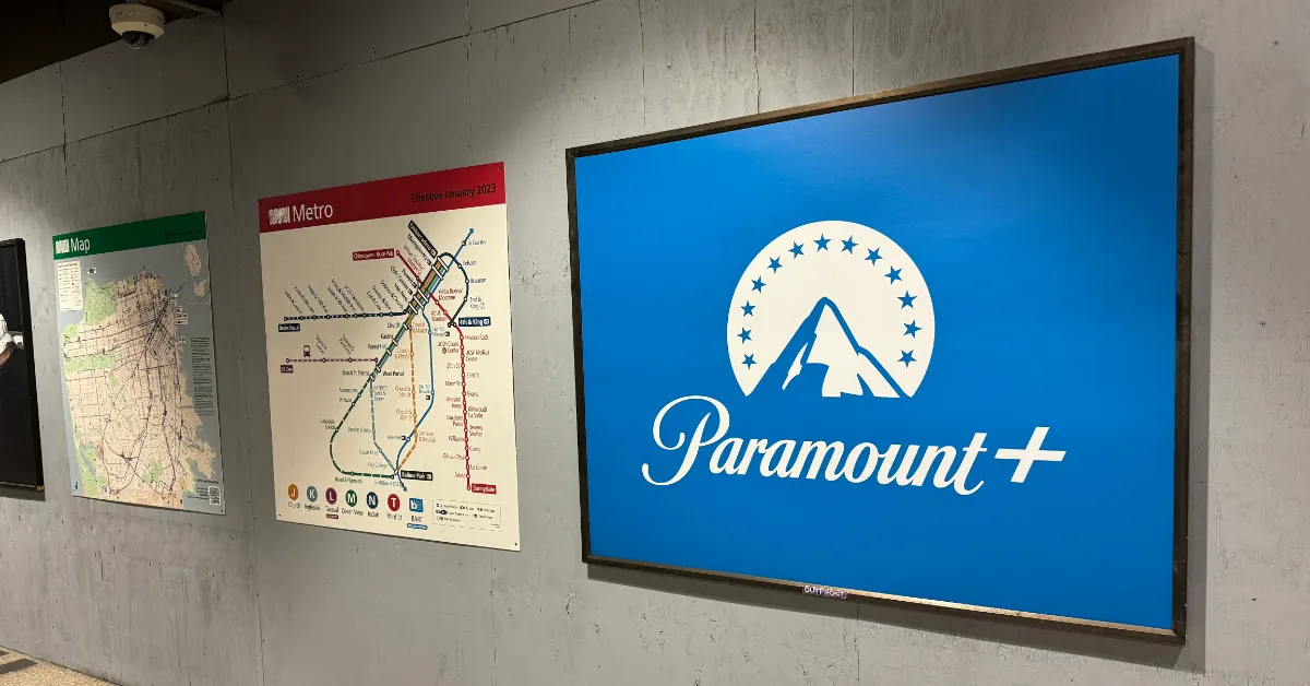 Warner Bros : Ce que la confirmation de Paramount sur le financement au Moyen-Orient implique pour l’industrie.