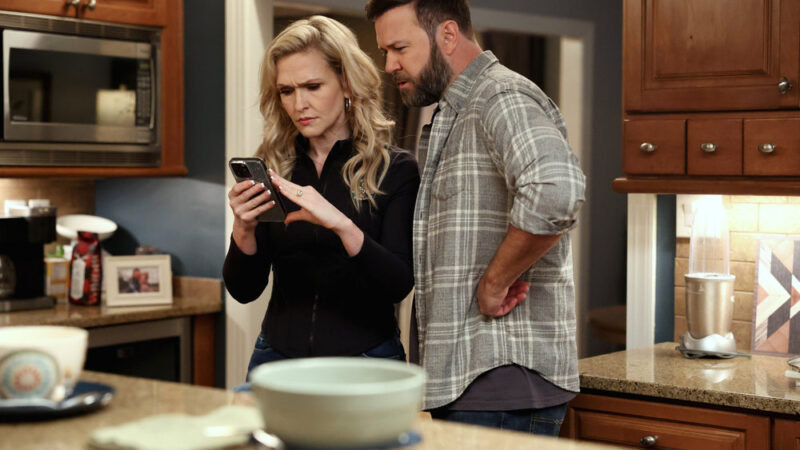Stumble : Annulation de la sitcom cheerleading de NBC, ce que cela signifie pour les fans.