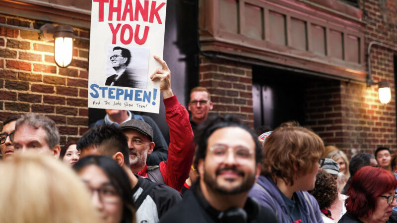 The Late Show : Le dernier adieu surréaliste de Stephen Colbert, ce que l’on sait.