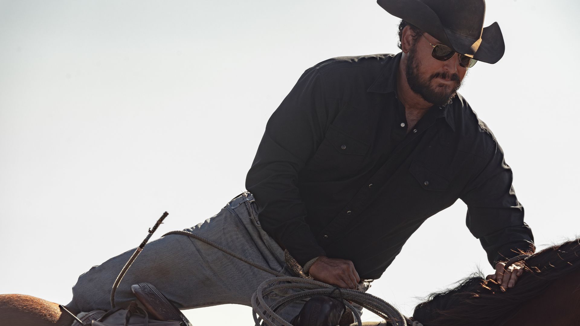 Yellowstone : Les fans s’interrogent sur la survie d’un personnage clé, et voici pourquoi.