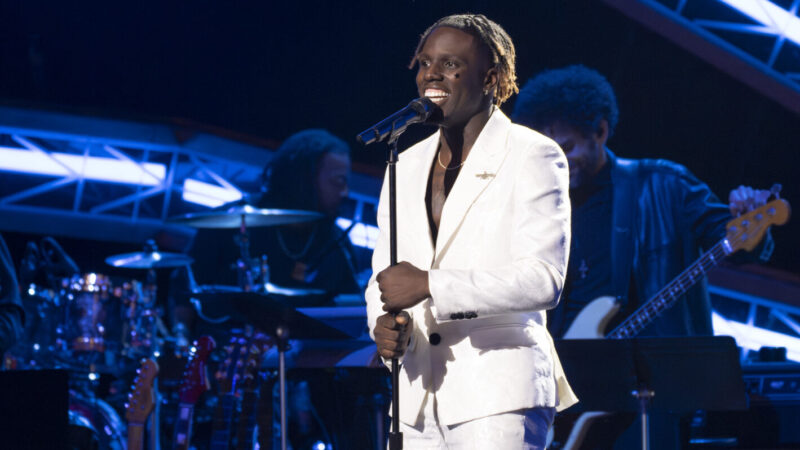 American Idol : Jamal Roberts révèle les coulisses de sa rencontre avec Michelle Obama.