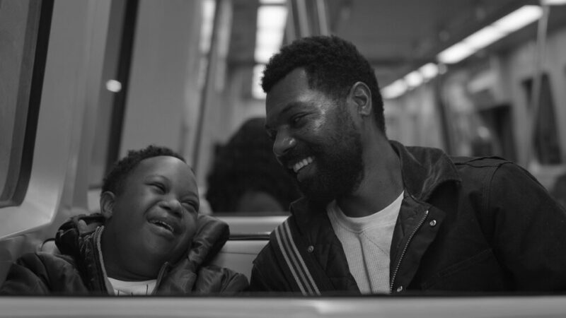 Color Book sur Netflix : Notre critique révélatrice sur le voyage intime à travers le deuil et la paternité.