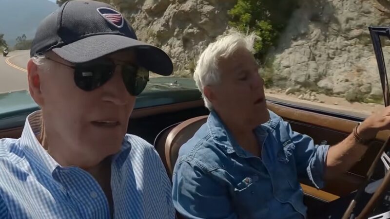 Joe Biden sur le show de Jay Leno : Ce que révèlent ses mots et ses émotions.