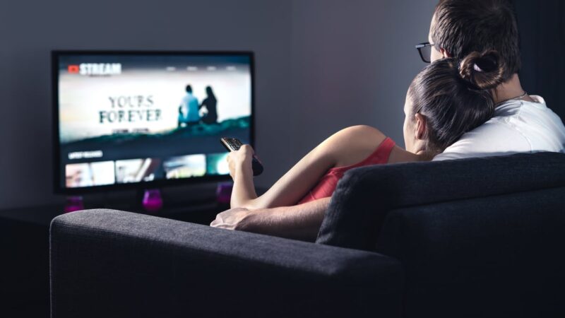 Netflix : Les actions atteignent un bas de 52 semaines, ce que cela signifie pour les investisseurs.