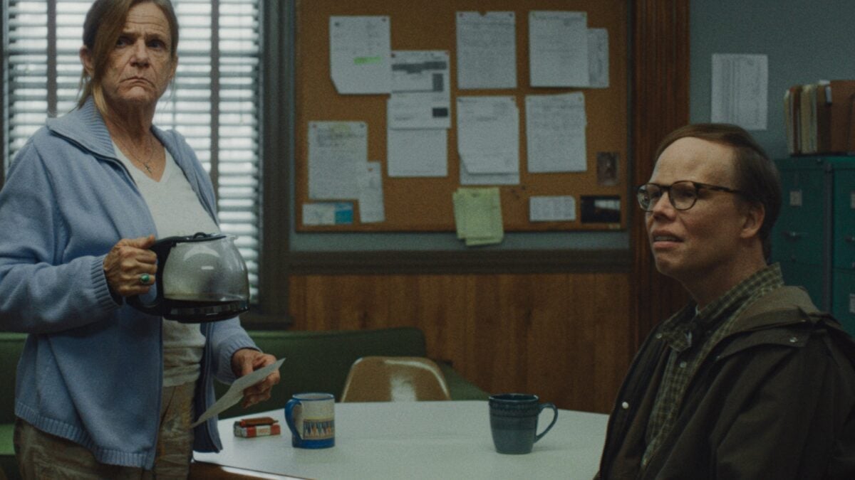 Widow’s Bay : Ce que Katie Dippold révèle sur le retour de Rosemary et Dale.
