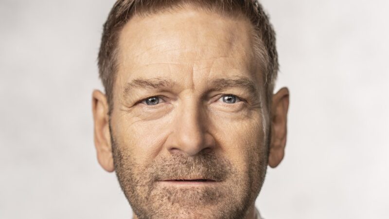 Laird : Kenneth Branagh dans la nouvelle série de Paramount+, ce que l’on sait sur le projet.