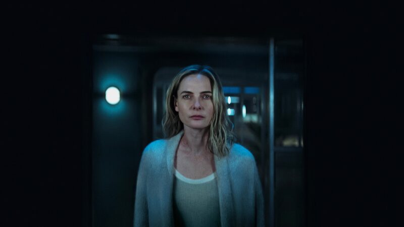 Silo saison 3 : Critique et explications sur les mystères et les timelines révélés.