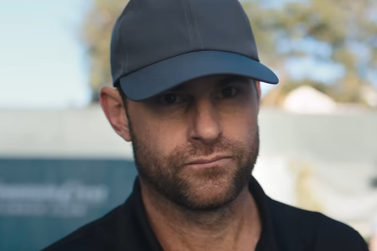 The Dink : Andy Roddick brille dans son rôle dans cette comédie sur le pickleball.
