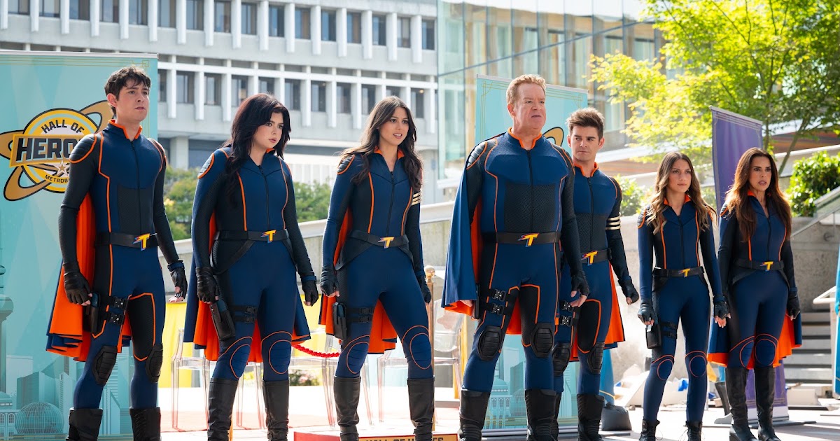 Clash of the Thundermans : Découvrez la bande originale de Frederik Wiedmann.