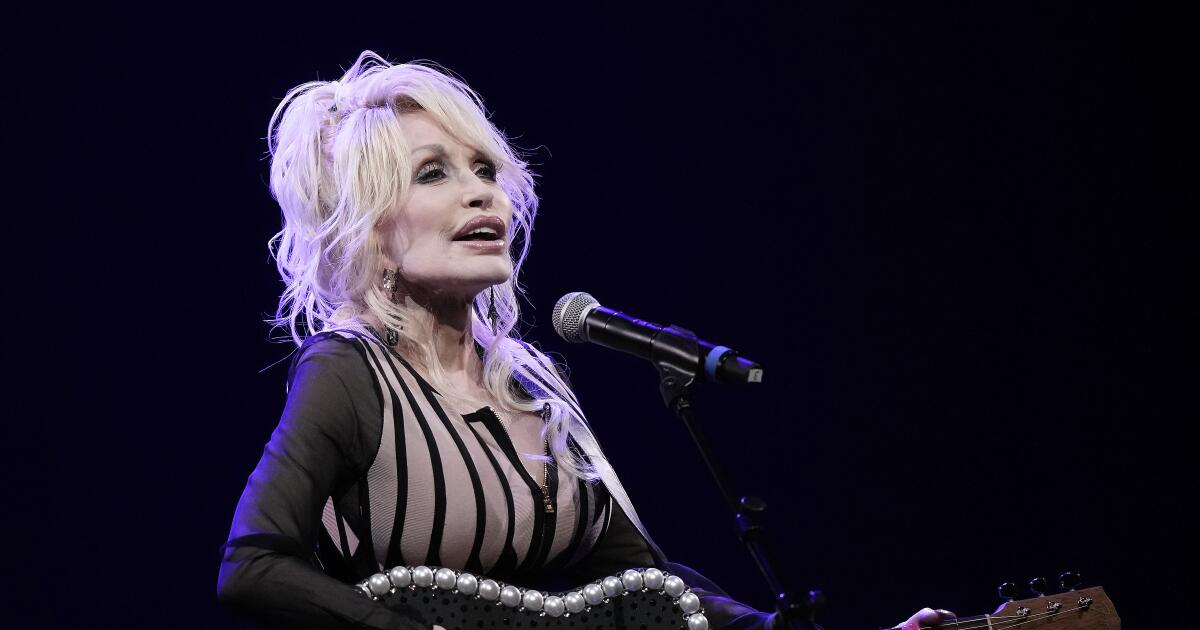 Dolly Parton : Tout sur ses projets à venir, entre docuseries et biopic.