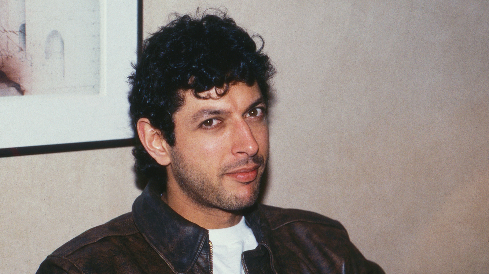 Jeff Goldblum dans une série des années 80 : Découvrez pourquoi elle est oubliée aujourd’hui.