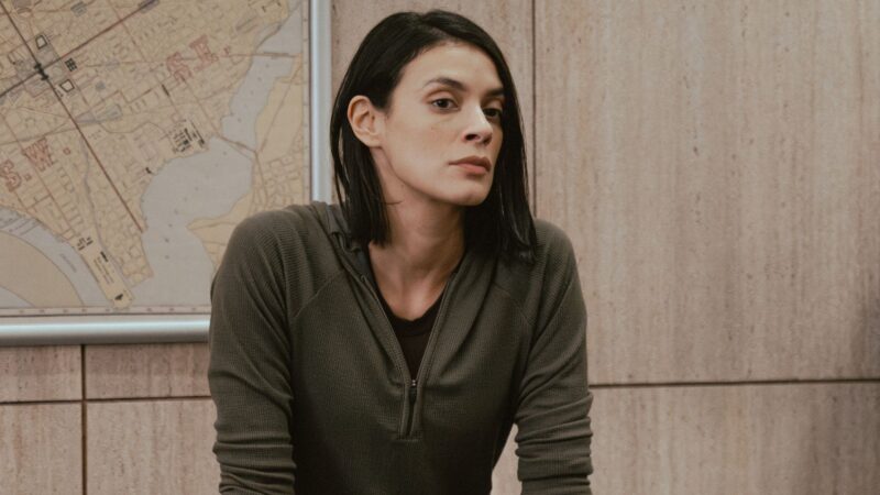 Lioness saison 3 épisode 2 : Analyse critique de la représentation des femmes LGBT+ dans la série.