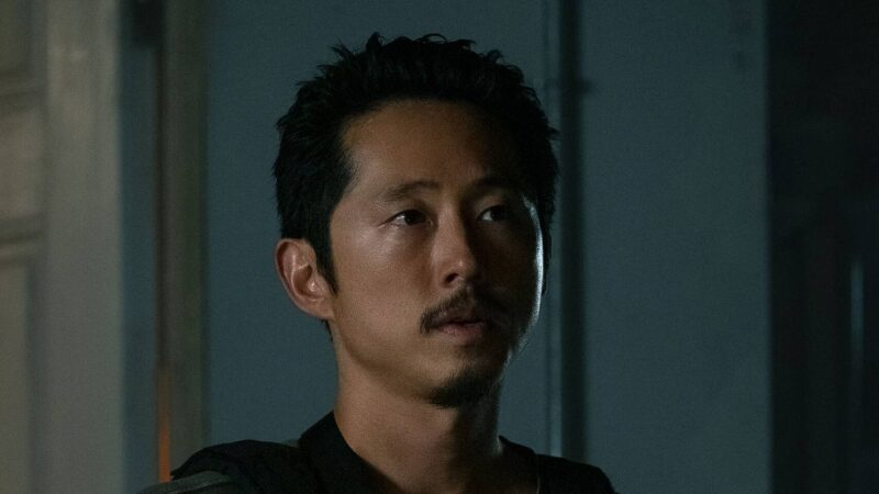 Netflix : Le thriller avec Steven Yeun et Ben Affleck, date de sortie confirmée en octobre.