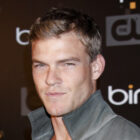 Why Reacher's Alan Ritchson Wasn't In The Aquaman Pilot After Smallville