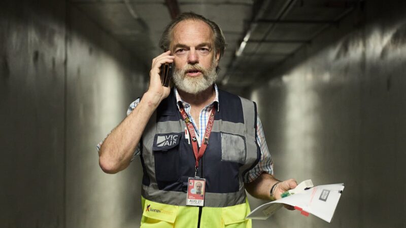 The Airport Chaplain : Notre analyse de la série Netflix qui touche le cœur.