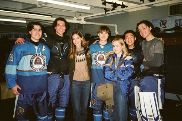 The Sticks : Annonce de nouveaux acteurs pour la série dramatique de hockey YA sur Netflix.